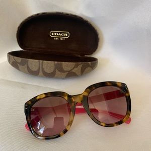 Coach New York L035 Casey Model Sunglasses Excellent Used Condition